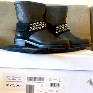Pedro Garcia Ankle Boots